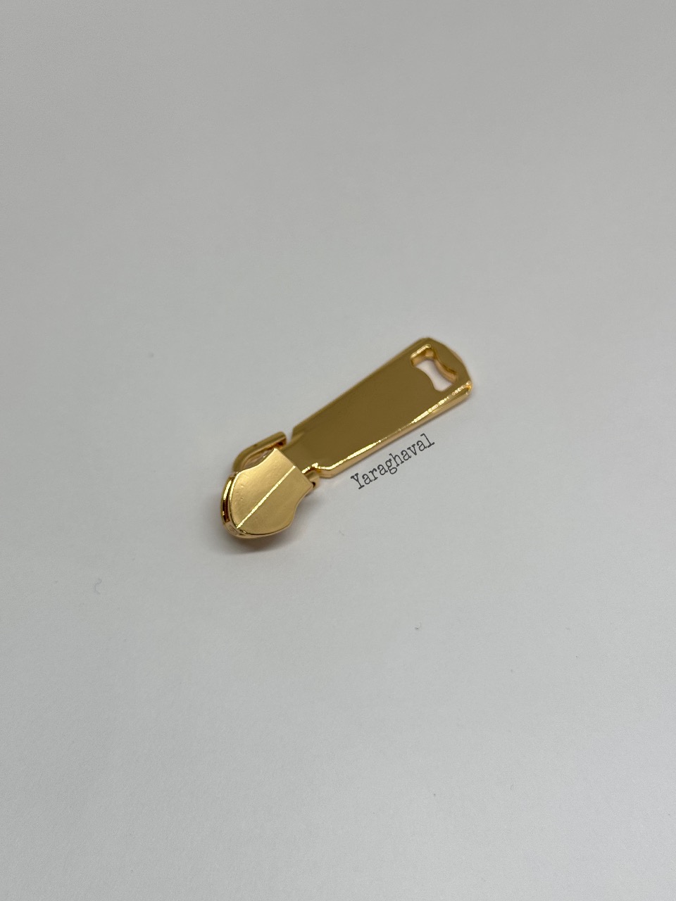 02EA28D3-F81C-40D7-AD24-EC61AB14790E سرزیپ پاپیونی نمره 5 پلاستیکی
