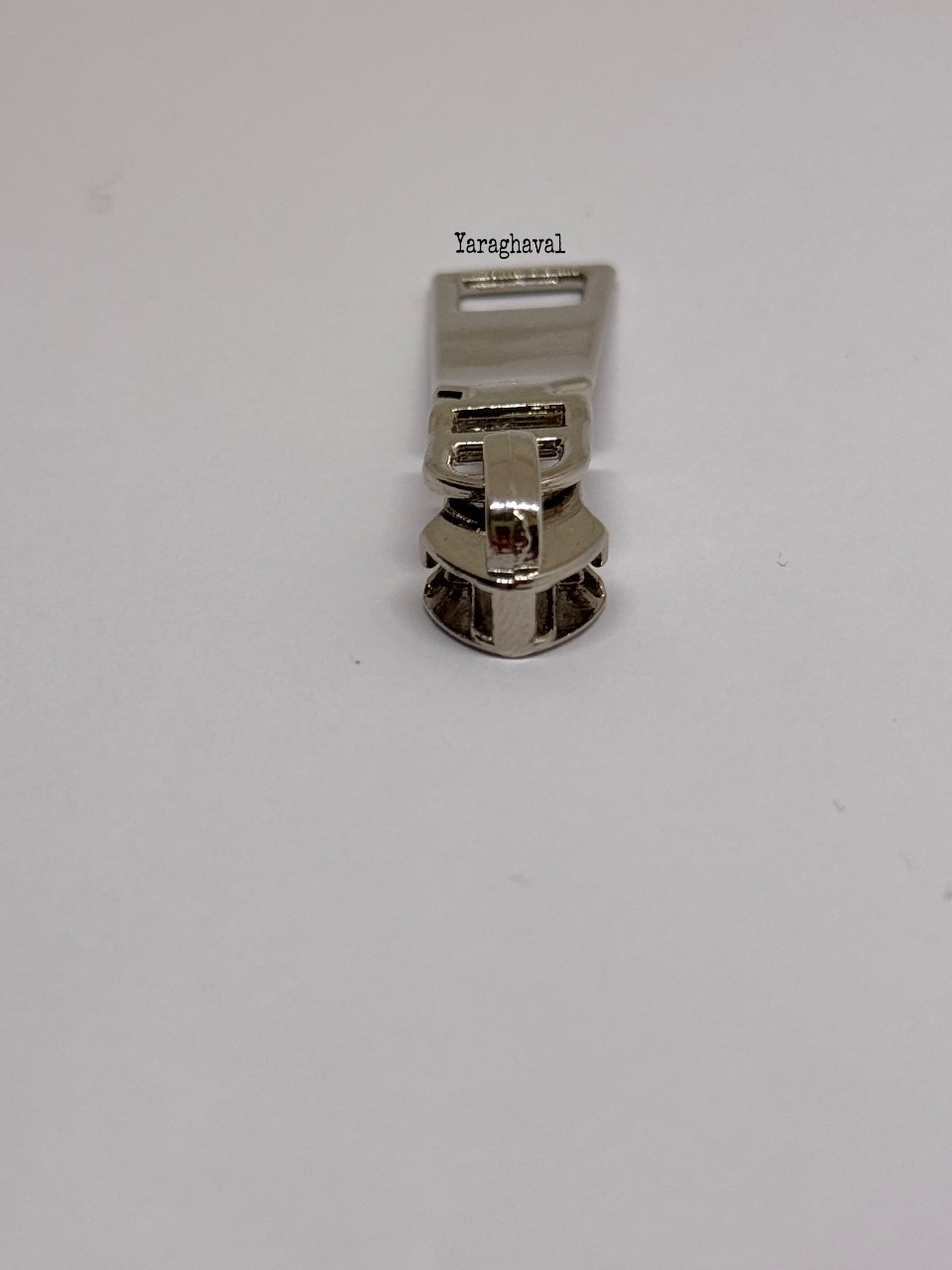 8609FF2B-840A-4FF2-A397-1E5854CE32E1 سرزیپ طرح کلیدی ماشین پلاستیک نمره 5