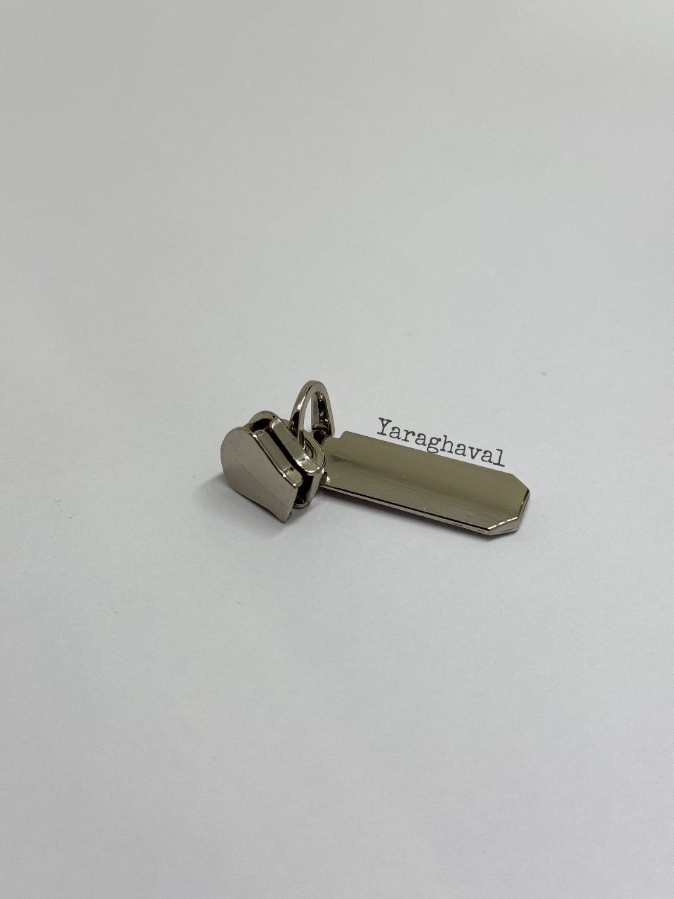 996B4C2B-7084-4176-A0C2-5AC8E0EFCE12 سرزیپ کشیده تاشو نمره 5 مناسب برای زیپ طرح فلز