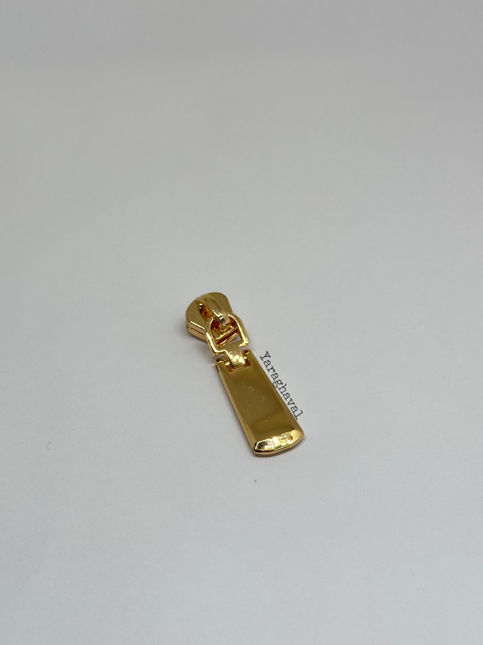 E40FC5C9-BA8E-47FE-8609-FCE0AA71FA51 سرزیپ نمره 5 ماشین فلز
